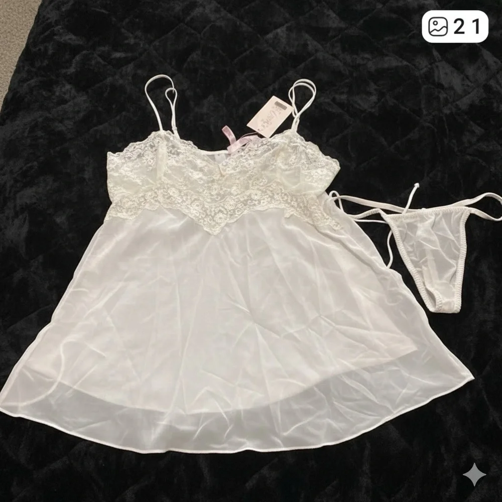 Intimate baby doll with panties